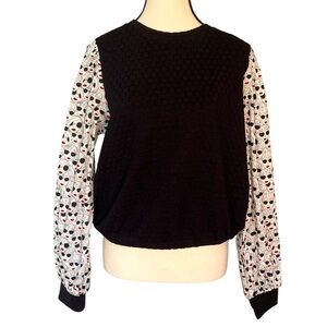 Black and White Patterned Sleeve Women's Top
